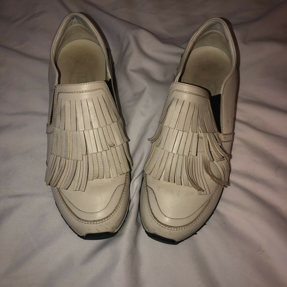 Tod Tod\'s Fringed Leather Slip-On Sneakers‎ Beige
